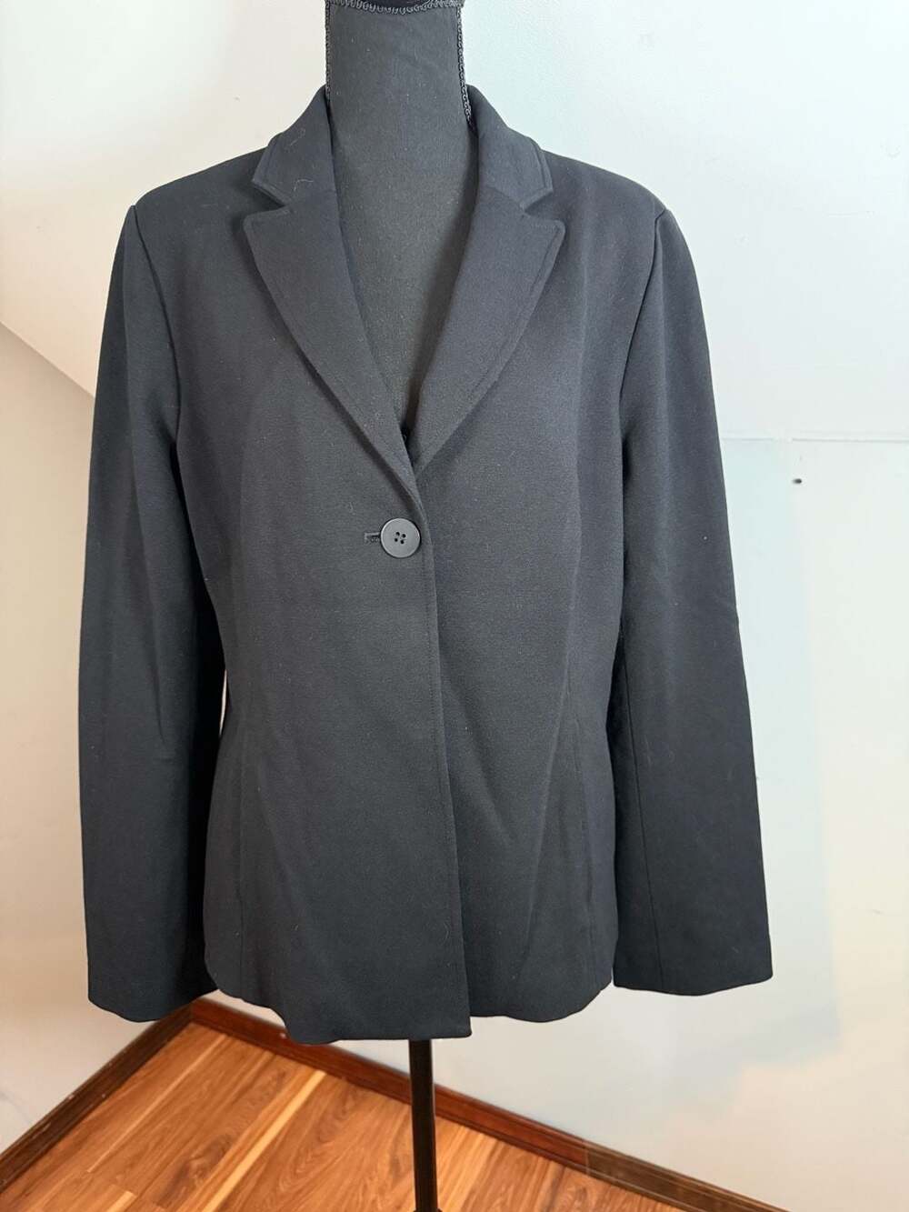 Eileen Fisher Women's Black Single Button Knit Blazer